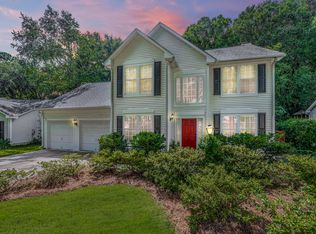 2038 Country Manor Dr, Mount Pleasant, SC 29466