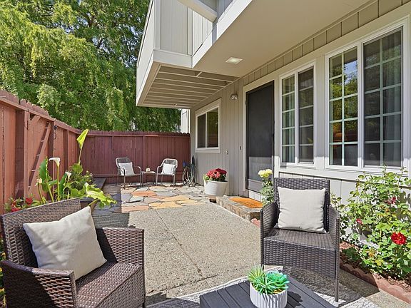 3rd image of 864 Tamalpais Avenue #A