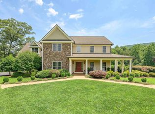 480 Labrador Ln, Charlottesville, VA 22903