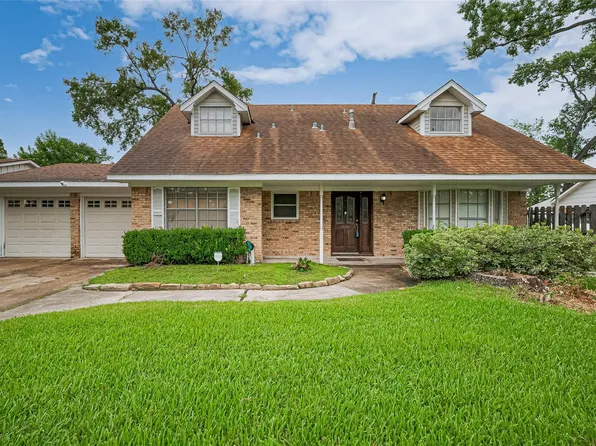 13351 Oak Leaf Ln, Houston, TX 77015