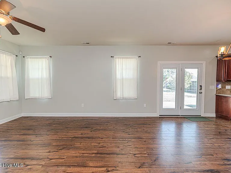457 N Prince Henry Way — Photo 11