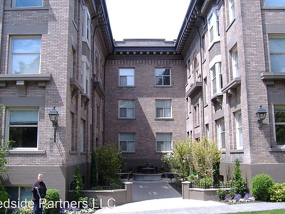 3rd image of 419 13th Ave E #304