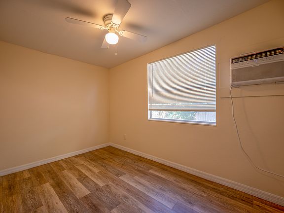 5th image of 8340 Roosevelt St #B