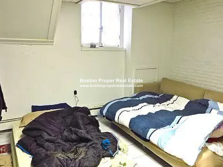 32 Irving St #1 — Photo 7