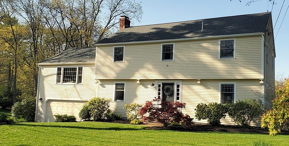 1st image of 18 Candlewood Dr