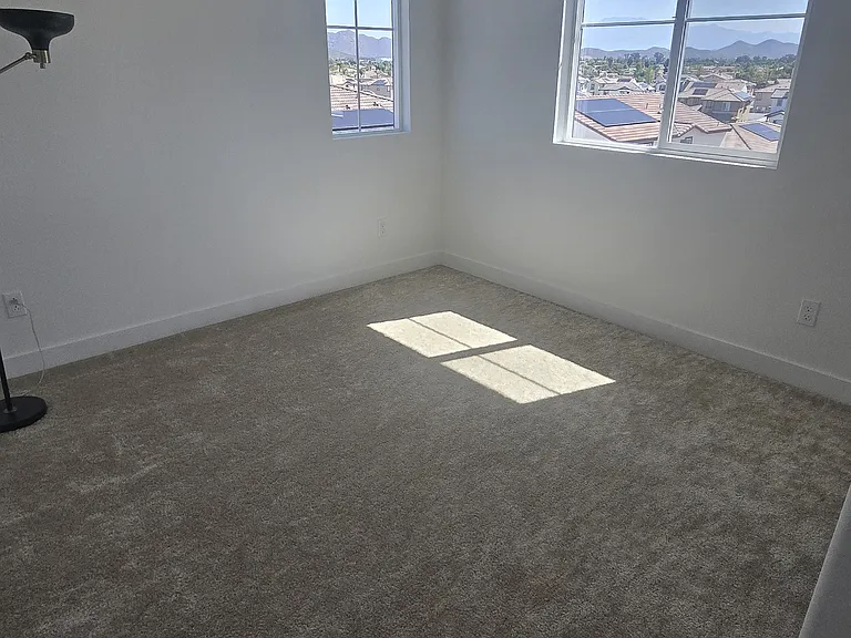 30758 Valley Heights Dr — Photo 3