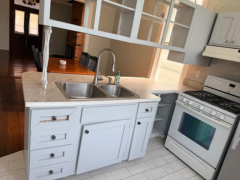 207 E Church St #1B — Photo 11
