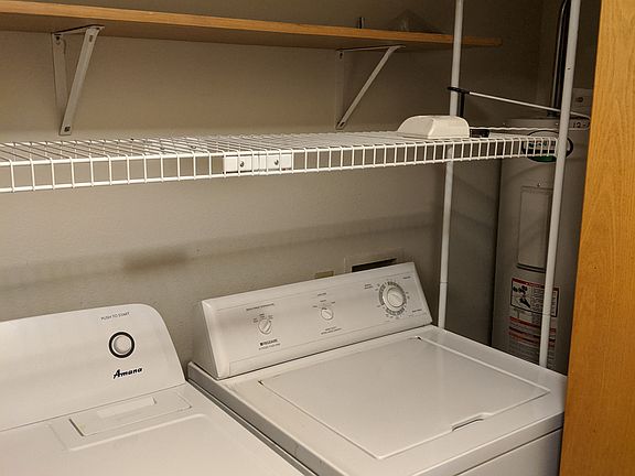 5th image of 1670 Wedgewood Dr #206