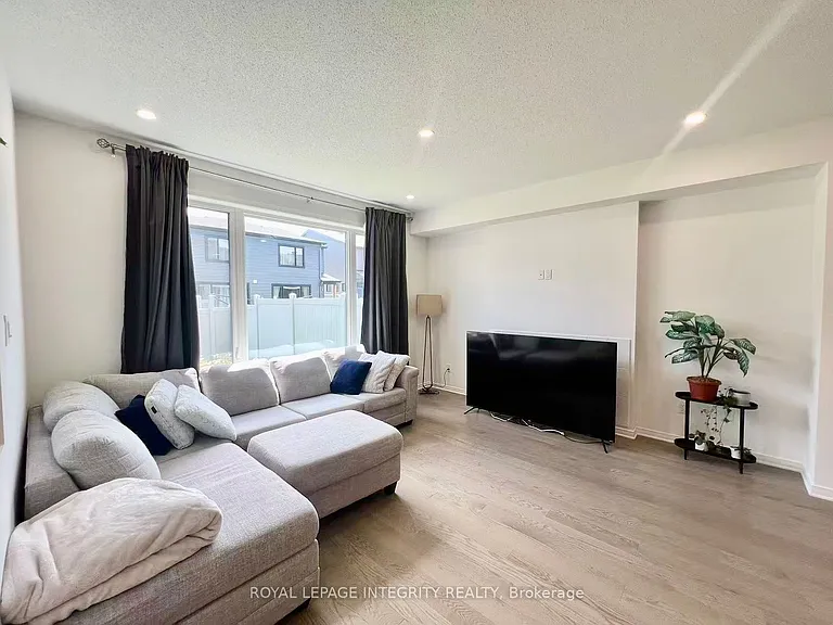874 Paseana Pl — Photo 13