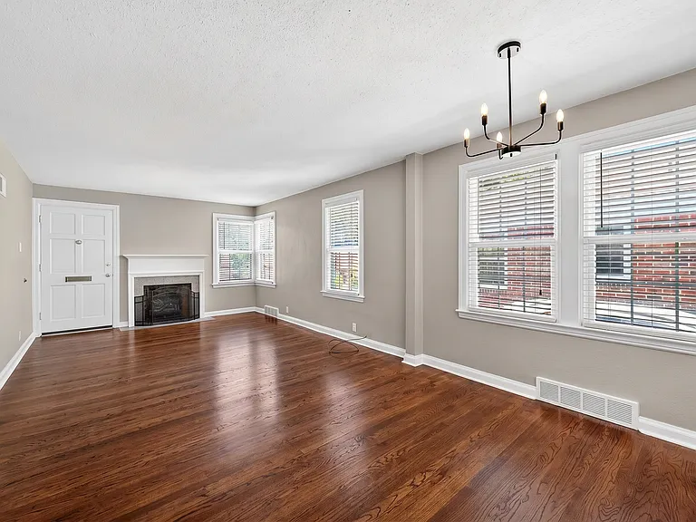8832 Lawn Ave — Photo 2