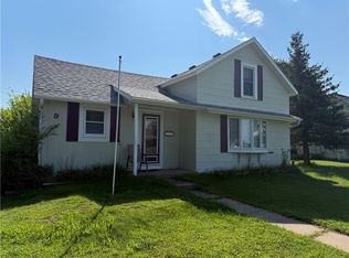 9 Division St, Chippewa Falls, WI 54729