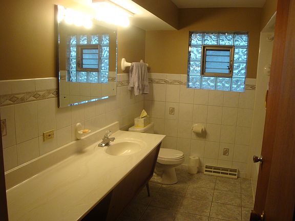 Bathroom upstars