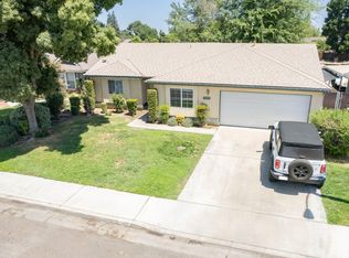 1984 White Chapel Lane, Porterville, CA 93257