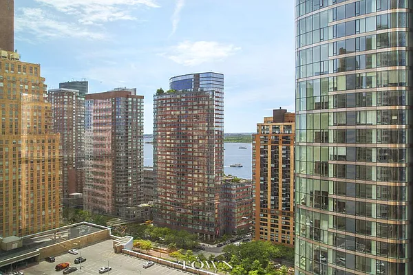 Sold by Town Residential | media 6