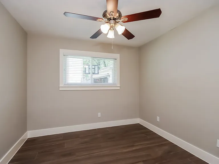 18154 Windy Oaks Ct — Photo 13