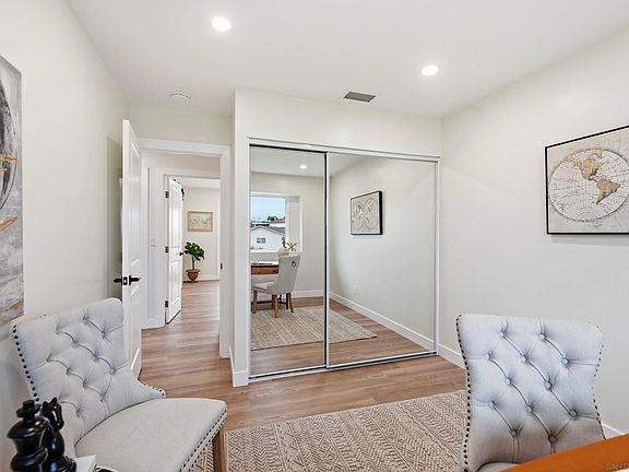 4th image of 1138 Napa Ave