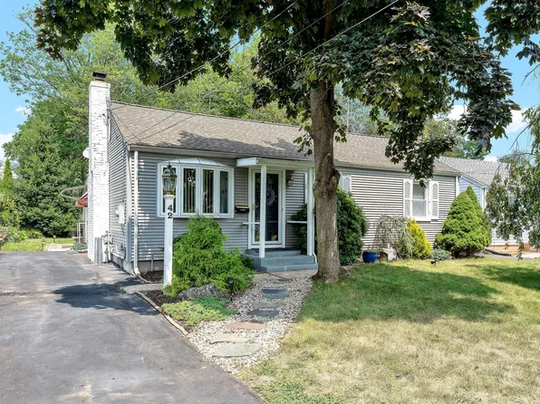 42 Hall Street, West Hartford, CT 06110