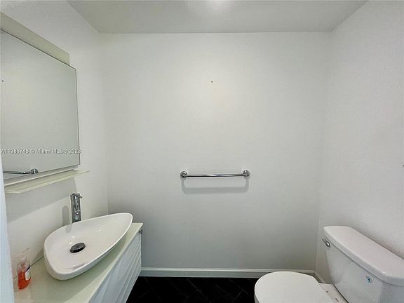2nd image of 300 S Biscayne Blvd #26