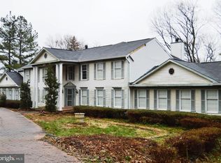 17111 Clear Creek Dr, Silver Spring, MD 20905