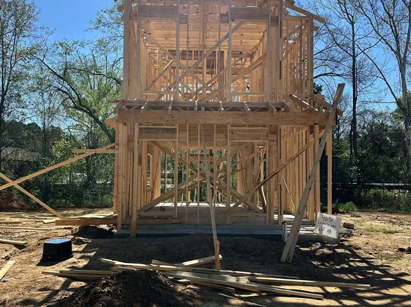 9051 Centennial Dr, Greenwood, LA 71033