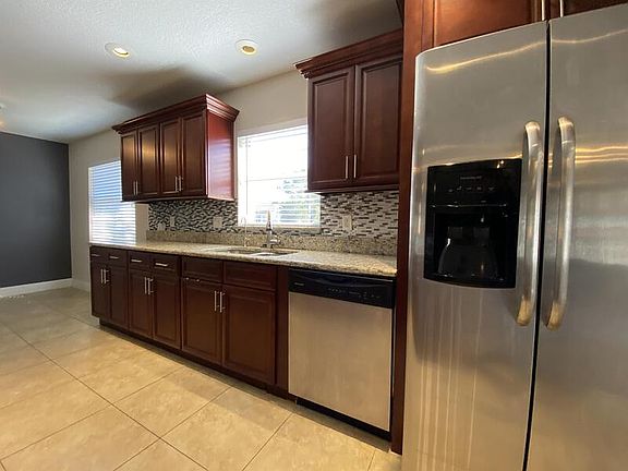 4th image of 6148 Hardrock Cir