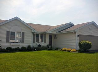 5037 Talaton St, Loves Park, IL 61111