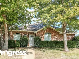 1081 Glencrest Dr, Cedar Hill, TX 75104