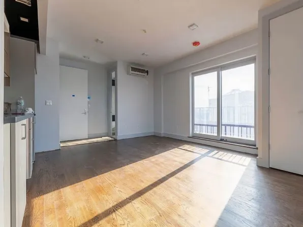 311 Woodbine Street image 1 of 4