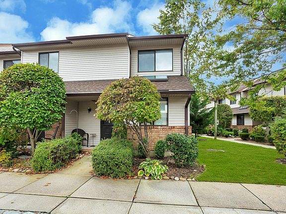 2nd image of 65 Cottonwood Court