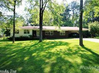 1026 Whitewood Dr, Benton, AR 72015