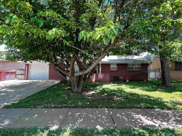 903 Caminisito, Roswell, NM 88203