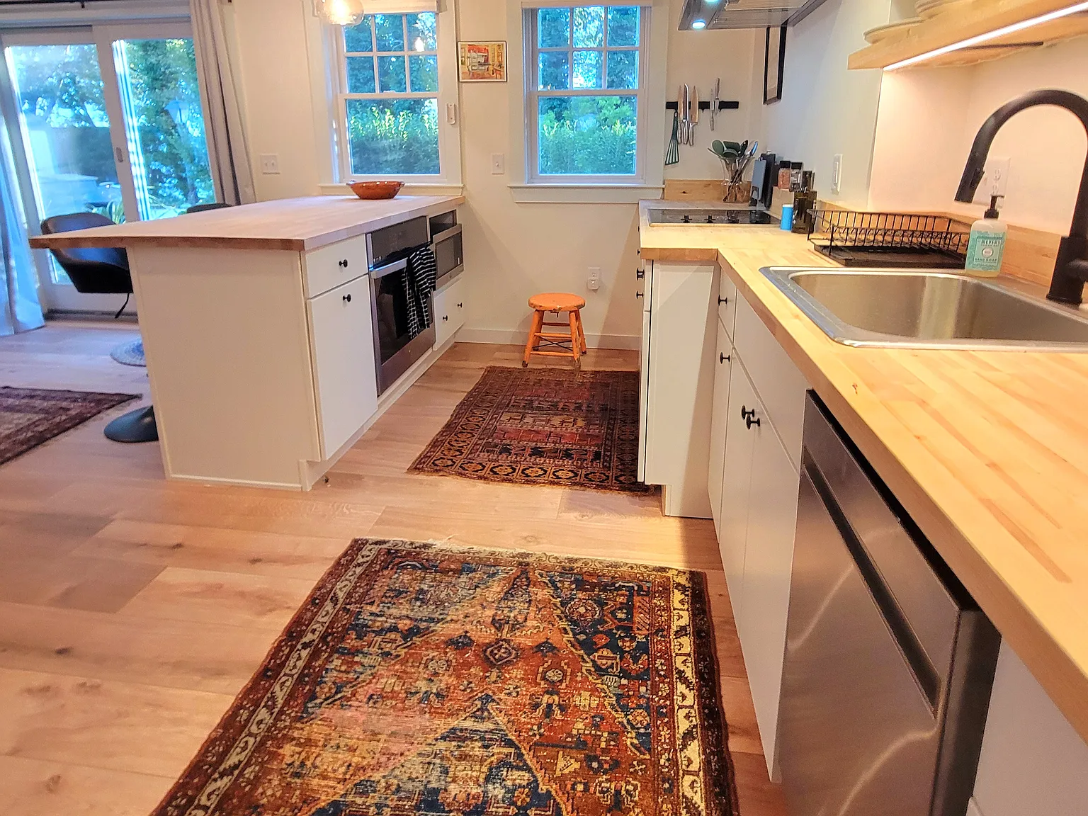 1 bed, 450 sqft, $1,950 — Photo 2