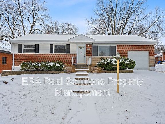 2nd image of 1063 Thunderbird Ave