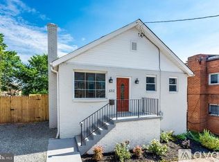 5212 D St SE #BASEMENT, Washington, DC 20019