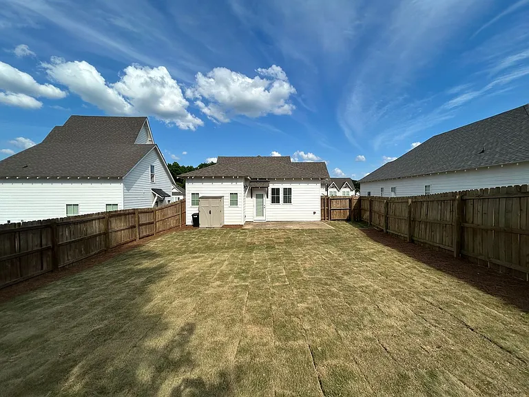 577 Piper Ave — Photo 14