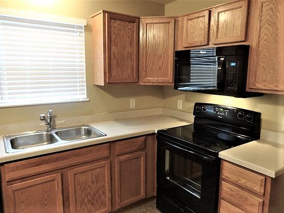 5th image of 9346 Prestwick Green Dr