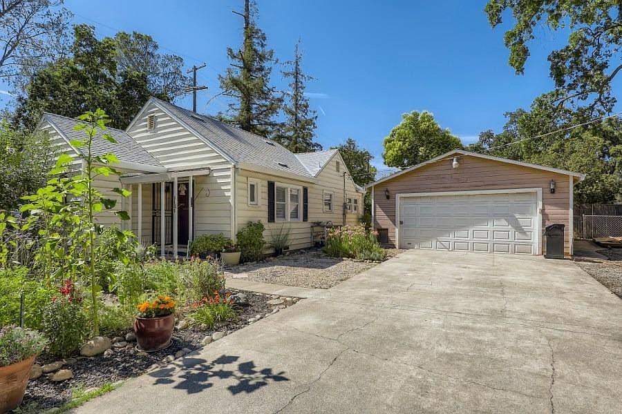 1st image of 1701 Los Robles Blvd