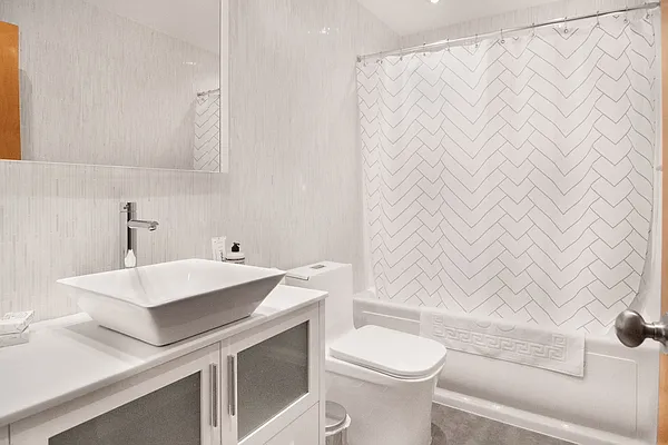 Rented by WAM Partners - William Moses Co. | media 83