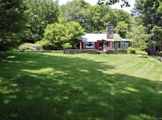 8 Cat Briar Rd, Carmel, NY 10512