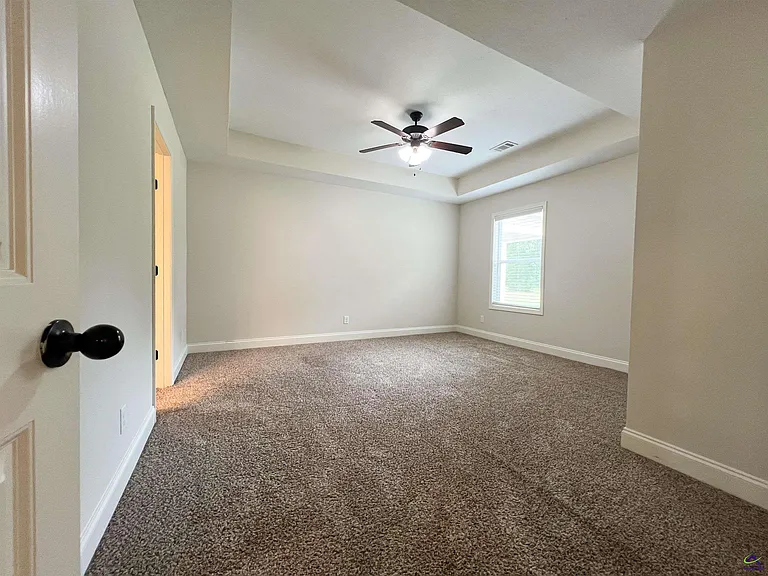 119 Washington Place Dr — Photo 16