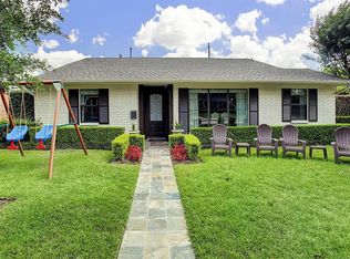 6255 Locke Ln, Houston, TX 77057