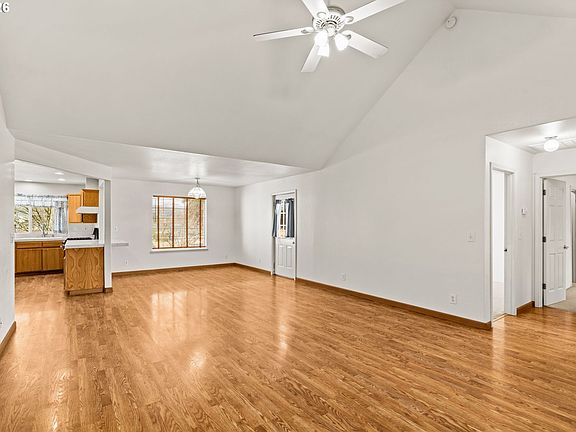 4th image of 4759 Melody Ln