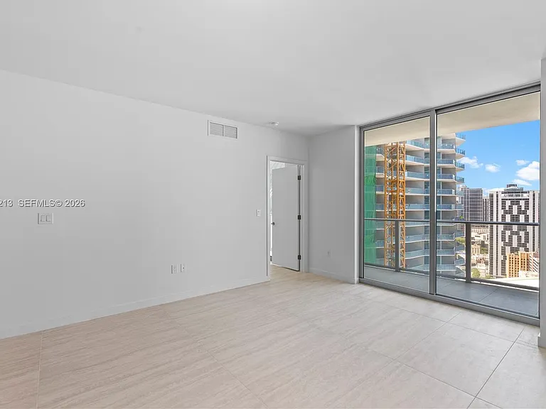 77 SE 5th St #3702 — Photo 15