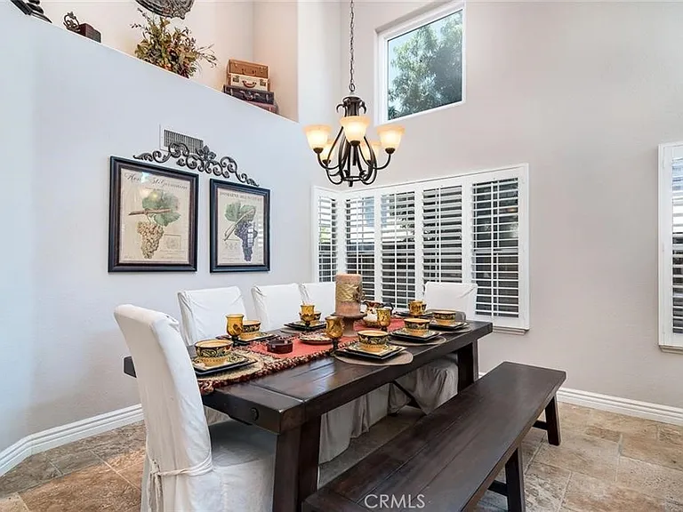 6330 Golden Gate Dr — Photo 4