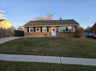 2529 Crafton Dr, Bensalem, PA 19020