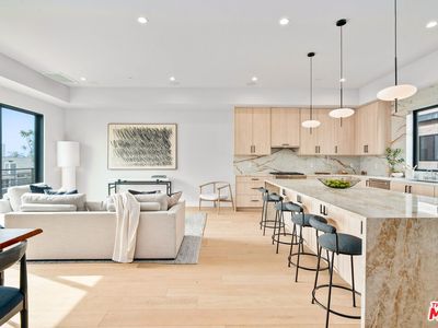 11653 Missouri Ave, Los Angeles, CA, 90025