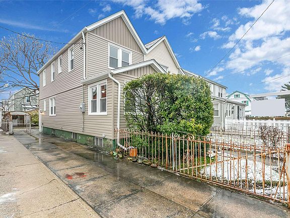 5th image of 117-25 202nd St