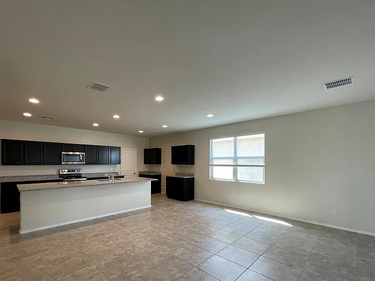 1076 W Sand Canyon Ct — Photo 9