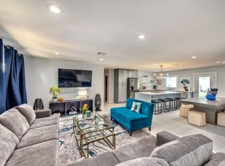 800 Canosa Ave, Las Vegas, NV 89104