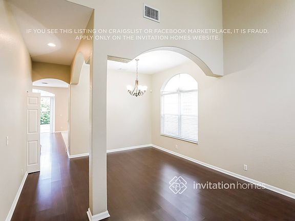 4th image of 1145 E Magnolia Cir